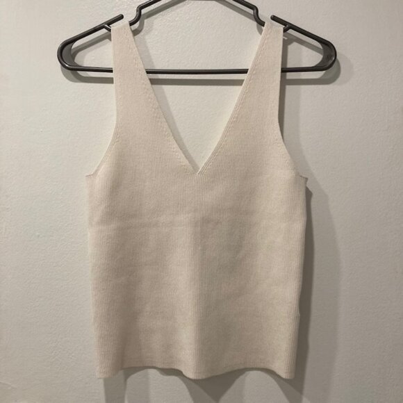 & Other Stories White Ribbed Knit V Neck Cami Top - Picture 3 of 4